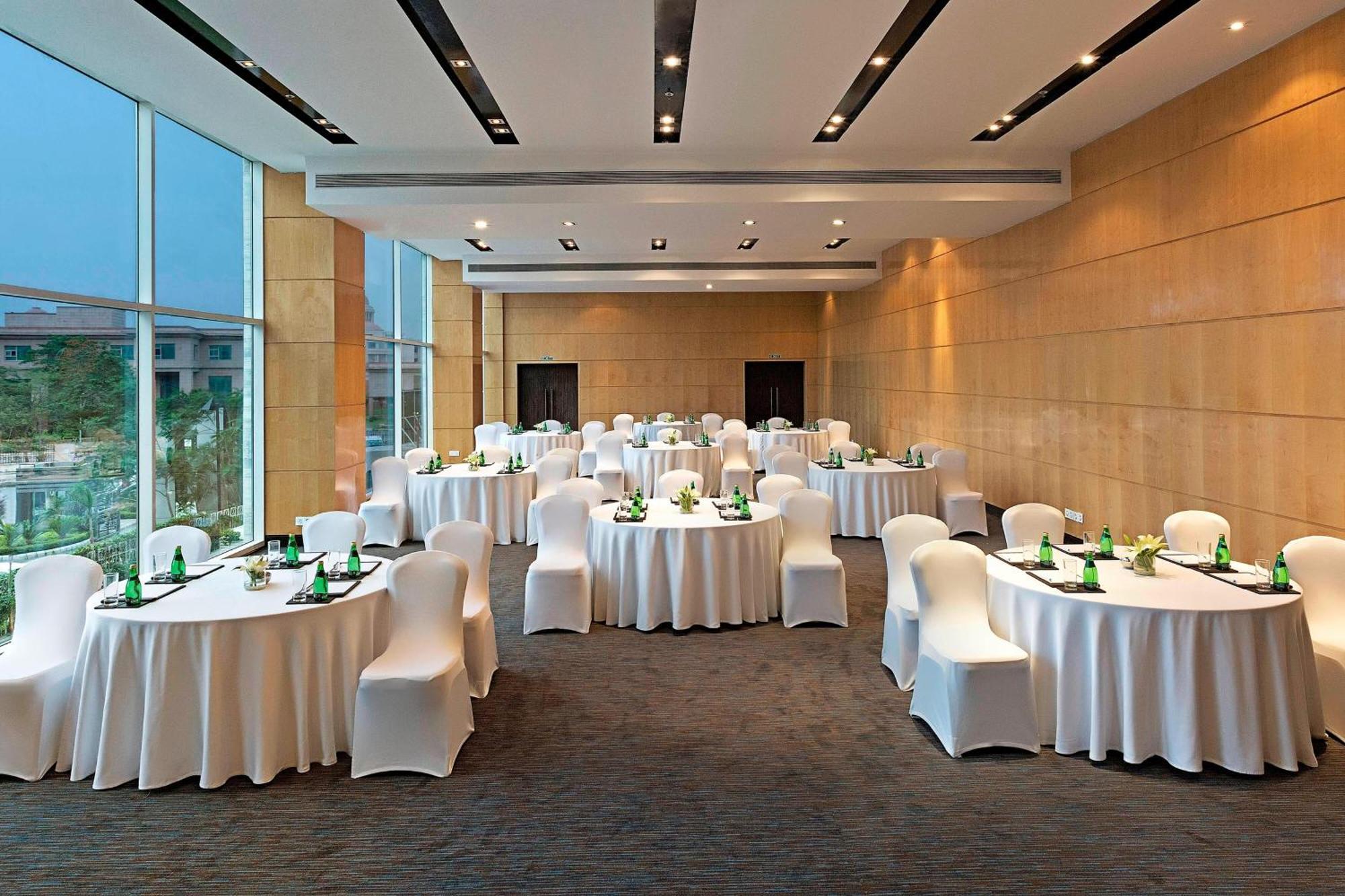 Hotel Fairfield By Marriott Lucknow Extérieur photo