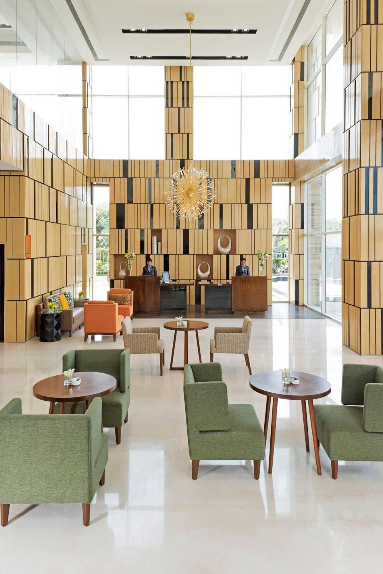 Hotel Fairfield By Marriott Lucknow Extérieur photo