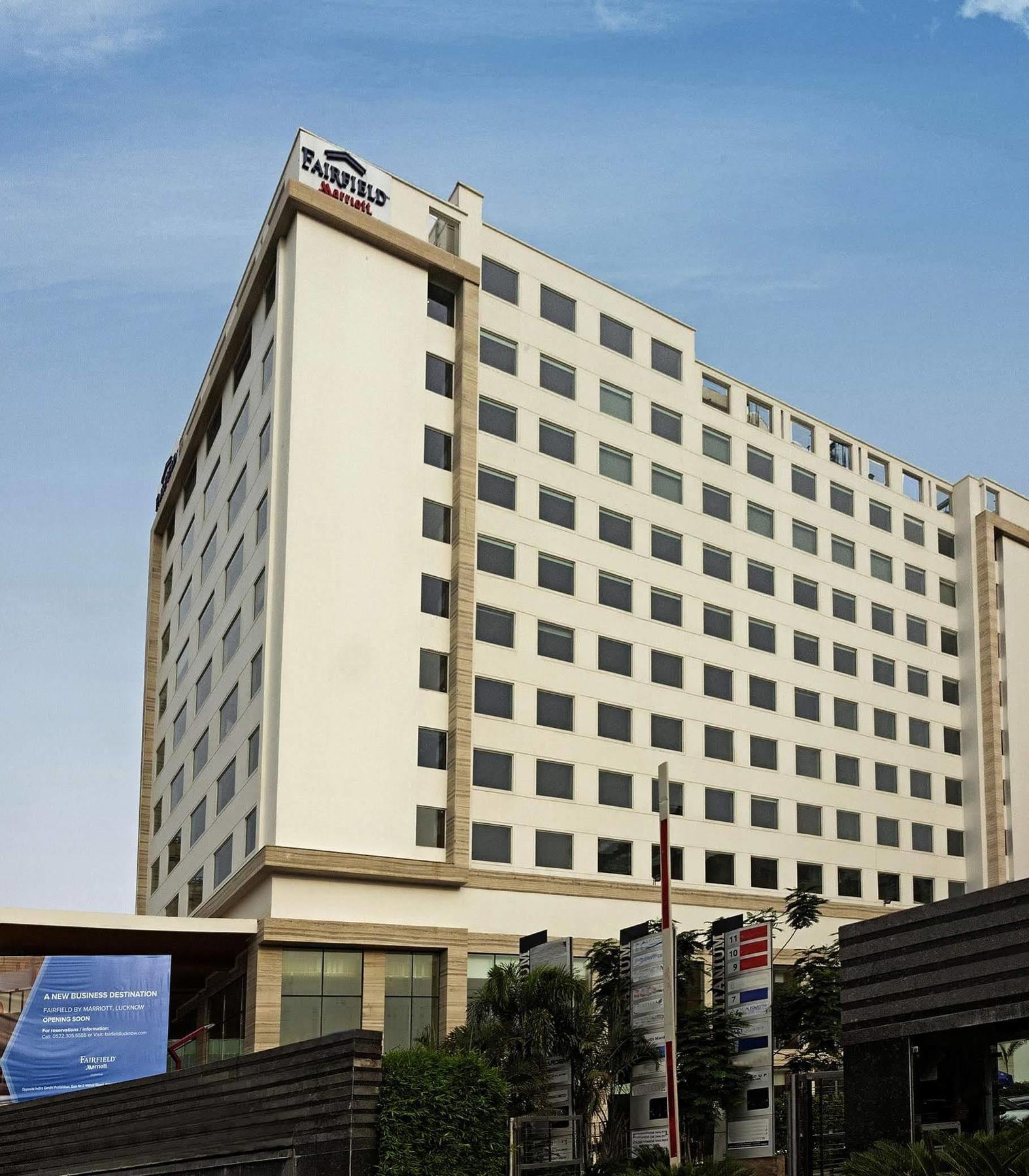 Hotel Fairfield By Marriott Lucknow Extérieur photo
