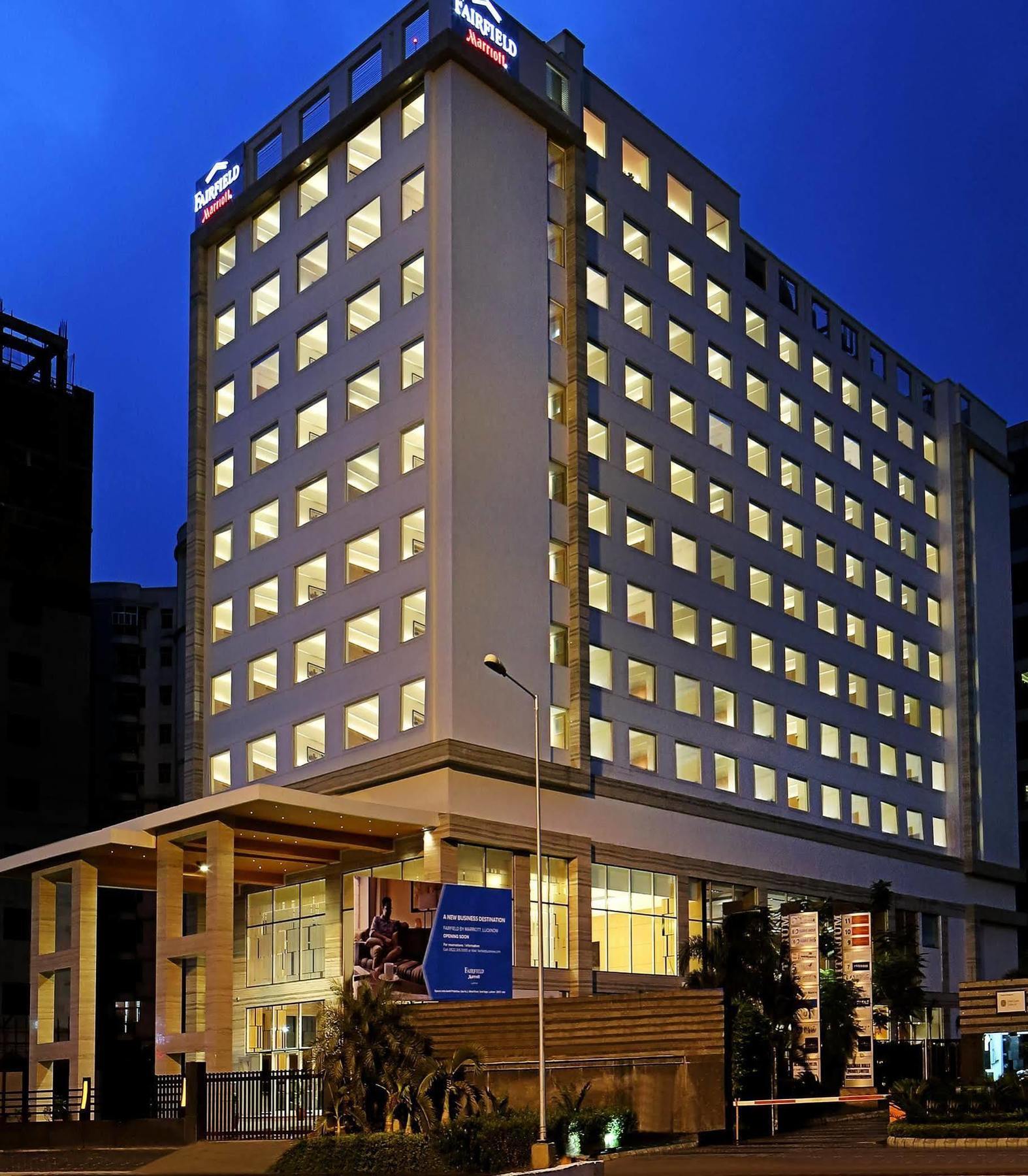 Hotel Fairfield By Marriott Lucknow Extérieur photo